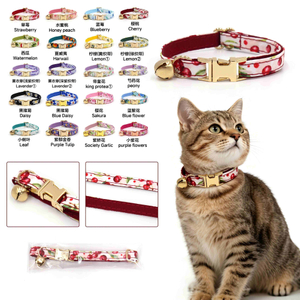Katzenhalsband mit Fr&uuml;chten und Blumen – 20 saisonale Drucke, S- und L-Gr&ouml;&szlig;en, Schnellverschluss im Gro&szlig;handel und OEM